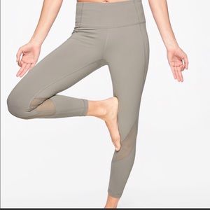 Athleta eclipse 7/8 tight